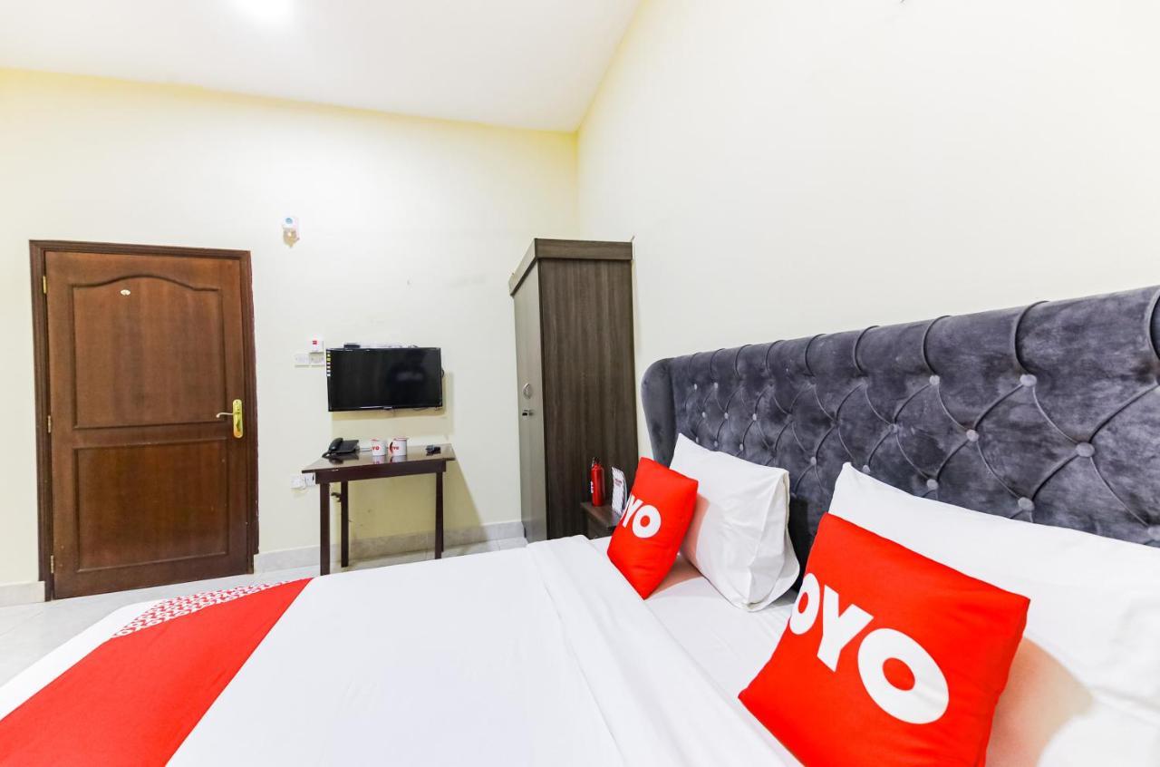 Oyo 105 Star House 05 Apartment Salalah Exterior photo